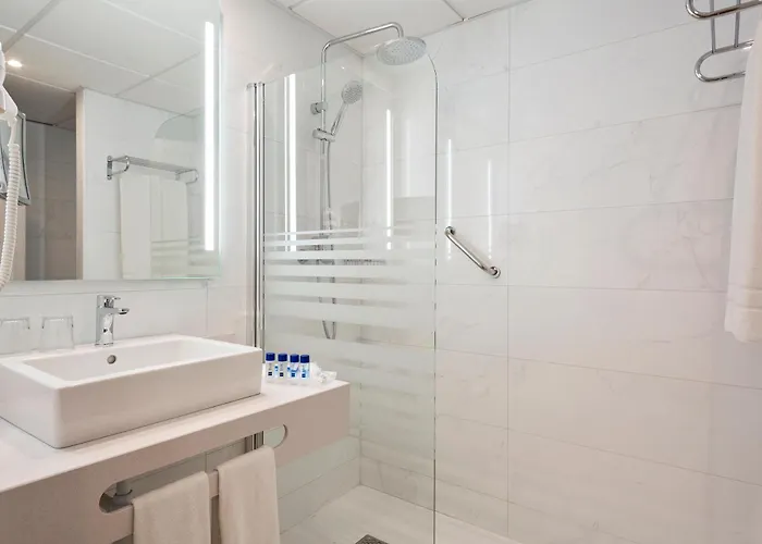 Negresco Отель Салоу