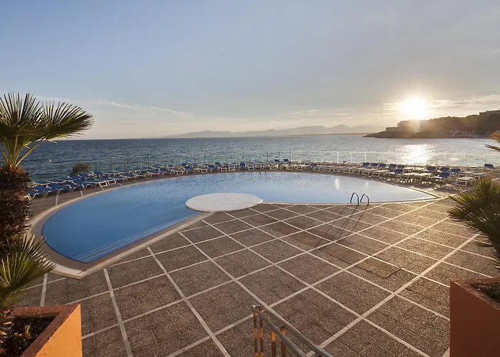 Отель Negresco Салоу