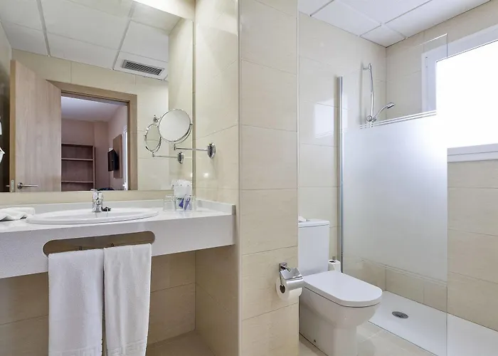 Отель Negresco Салоу