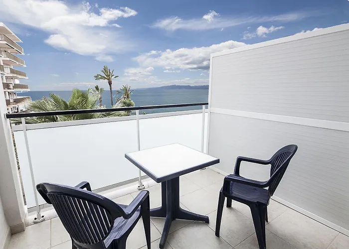 Negresco 4* Салоу